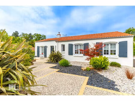 maison commequiers - 126m² 3 chambres  double garage 1660m² de jardin.