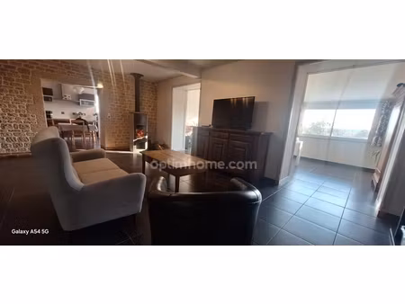 bien rare à longeville-sur-mer (85) : 190 m²  terrain piscinable et sous-sol complet