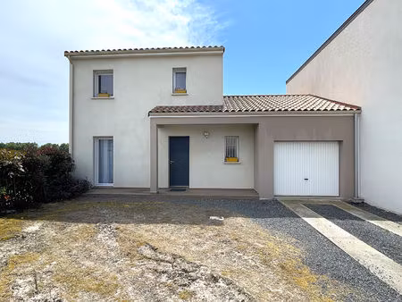 maison la chevroliere 5 pièce(s) 91.47 m2