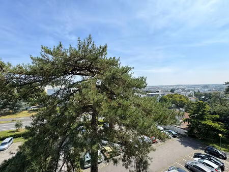 appartement nantes-53m2-2 chambres-ascenseur-cave-stationnement
