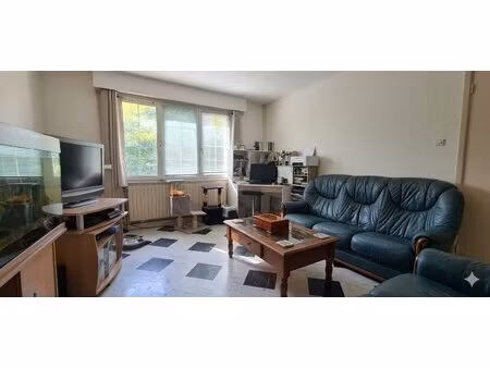 maison bel étage à rénover avec fort potentiel