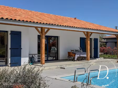 maison contemporaine avec cadre de vie confortable et sans contr