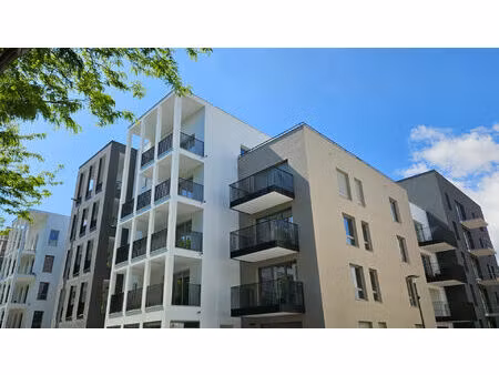 appartement 2 pièces 43 m² à louer clermont-ferrand 63100 ? | era immobilier