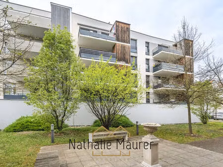 appartement 2 pièces terrasse  cellier et parking privatif