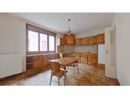 maison de ville - scorbe clairvaux - t4
