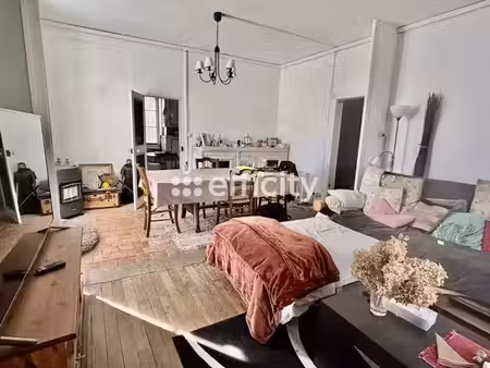 vente maison 6 pièces 195 m² à la chapelle-d'angillon (18380)  94 000 €