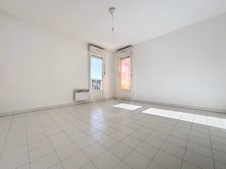 location appartement 1 pièce 33m² montpellier 34090