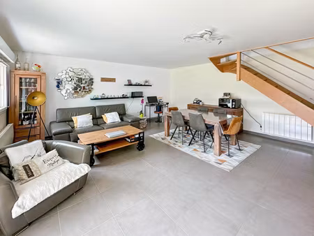 margency. duplex de 78 m2 avec box.