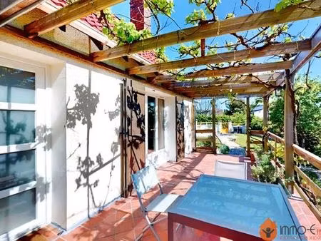 maison de luxe de 7 pièces en vente à condé-sainte-libiaire  france
