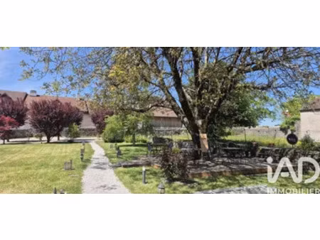 demeure à château-chalon (39210)