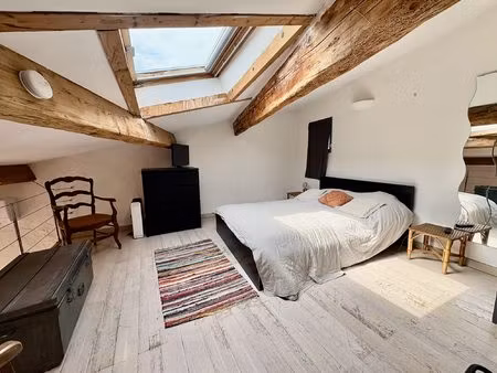 appartement  cassis à proximité du port