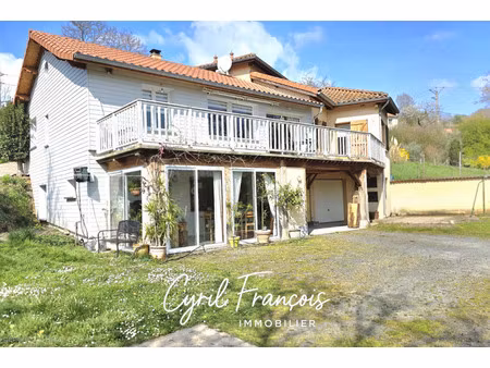 maison 7 pièces - 160 m²