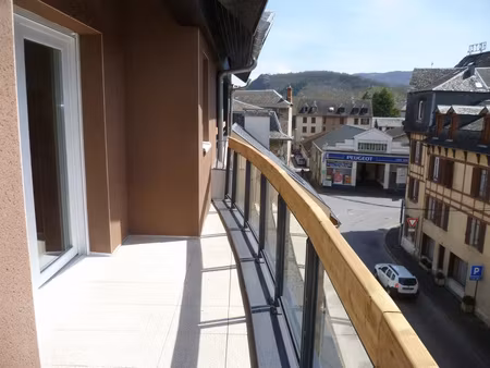 a louer t2 - espalion - sécurisé avec ascenseur