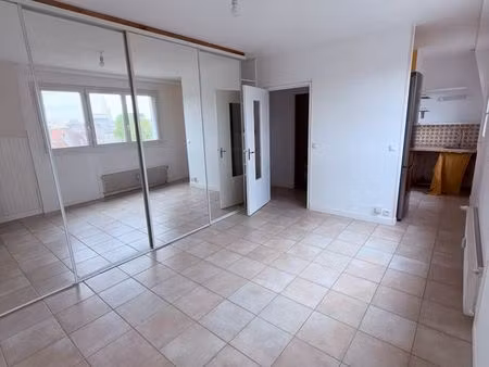 vente studio 23 61m² crépy-en-valois (60800)
