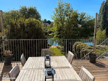 maison de caractère 230 m² – secteur cathédrale / pont-neuf – garage et bord de clain