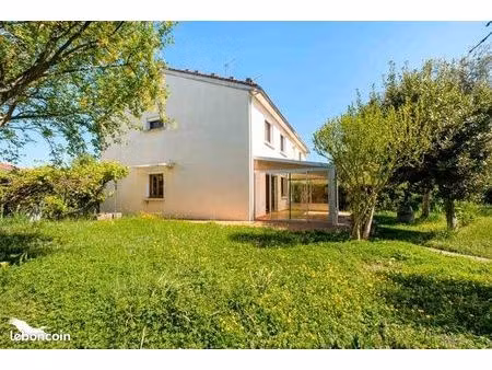 maison 5 pièces 102 m²