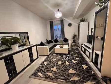 immeuble 300 m² isle