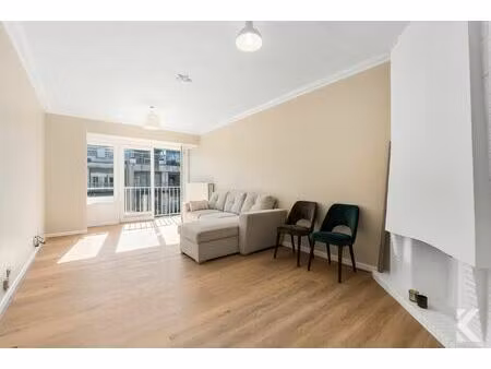 appartement te koop in oostende met 1 slaapkamer