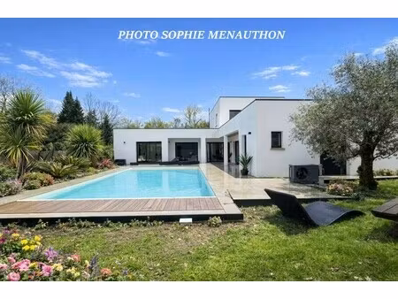 maison de luxe à vendre à dax : 945 000 € | 227m²