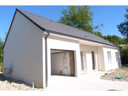 vierzon centre : pavillon t.4 - 3 chambres - neuf - plain-pied