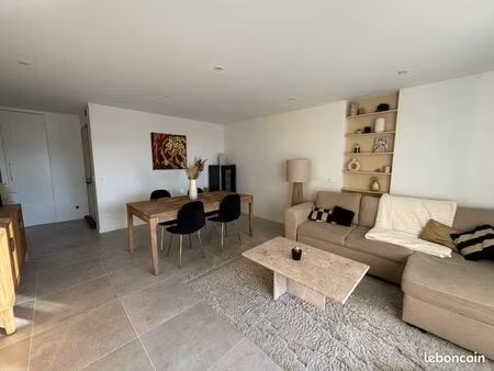 appartement t3 – champagne-au-mont-d’or
