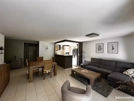 appartement t5 de 95m2 / rdc terrasse + jardin