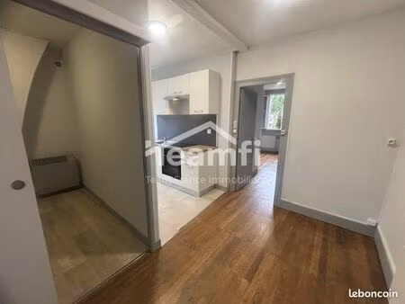 immeuble 84 m² saint-amand-montrond