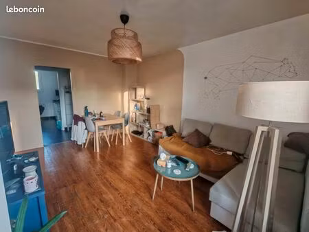 appartement t3 meublé 56m2