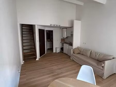 t2 duplex 35m2 à 5mn des halles