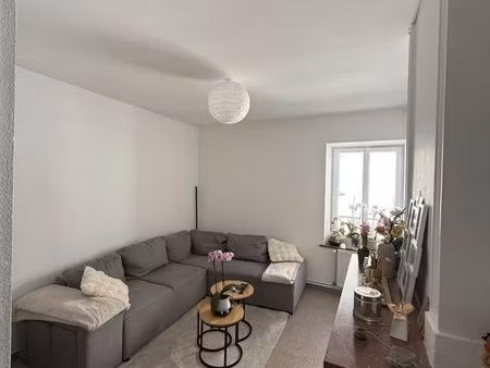 appartement t4 86m2 dispo à la location