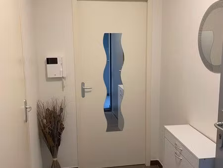 studio 22m2 proche toutes commodités + place de parking