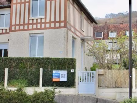 maison le trait 83m²