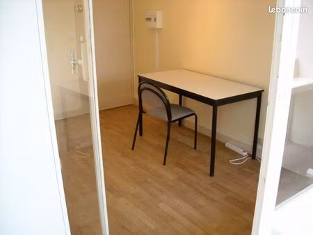 particulier loue studio caluire proche doua