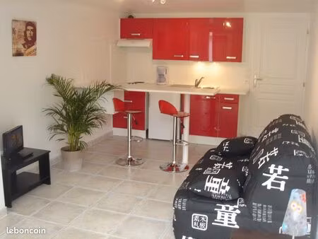 location studio meublé à l’année