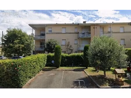 t2 meublé 38m2 dans résidence sécurisée en centre-ville avec parking sécurisé