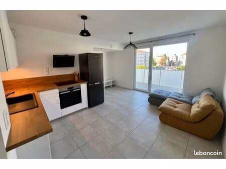 f2 neuf meublé 40m2 + terrasse 7m2