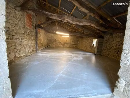 location garage garde meuble