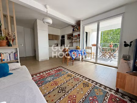 appartement la rochelle 3 pièce(s) aux portes du centre-ville avec balcon