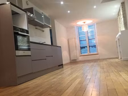 hyper centre orléans grand f2 63 m2