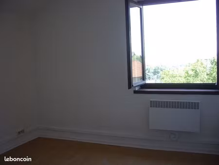 studio 4em étages la fontaine