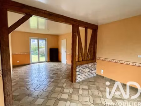 maison traditionnelle à trois-rivières (80500)
