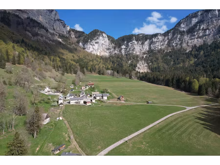 terrain à bâtir - lieu exceptionnel - au pied de l’alpette (massif de la chartreuse - savo