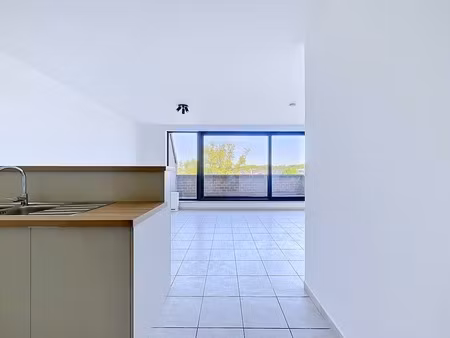 appartement te koop in eeklo met 2 slaapkamers