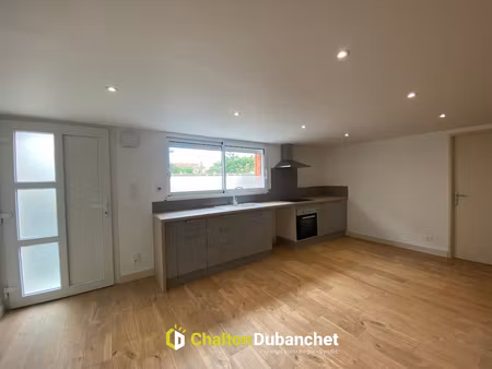 riorges  appartement t3 de 86 42 m²