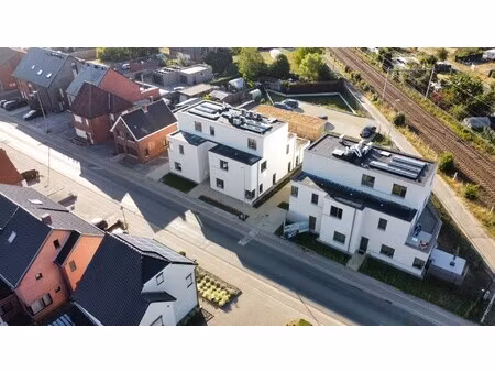appartement te koop in heusden-zolder met 3 slaapkamers