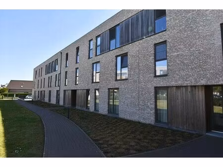 te huur – recent appartement met 2 slaapkamers  terras  garage en epc a in halle