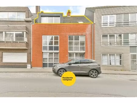 zonnig appartement met terras in centrum van oudenburg!