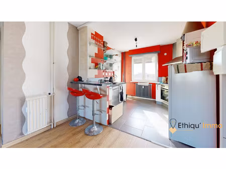 appartement 4 pièces 84m² - cave - loggia