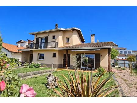 a dax  maison 4 chambres 115 m2 garage