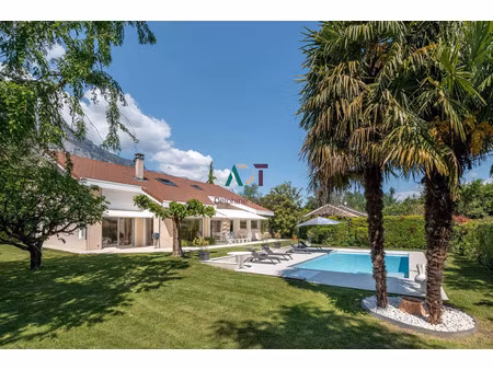 vente maison 8 pièces 248m2 meylan 38240 - 1250000 € - surface privée